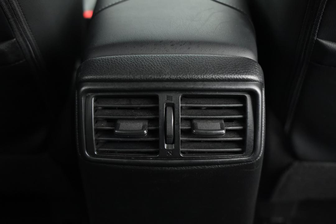 2018 Nissan X-trail Ti (4WD), Automatic, 39303 km, Rear A/C Vent