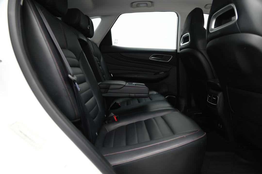 2021 MG HS Essence X, Automatic, 100332 km, Right Side Rear Door Cabin View