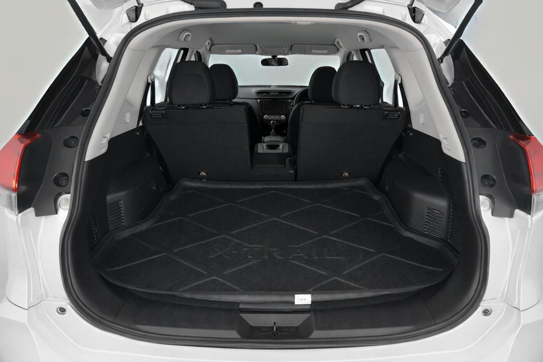 2018 Nissan X-trail St (2WD), Automatic, 106403 km, Boot Inside View