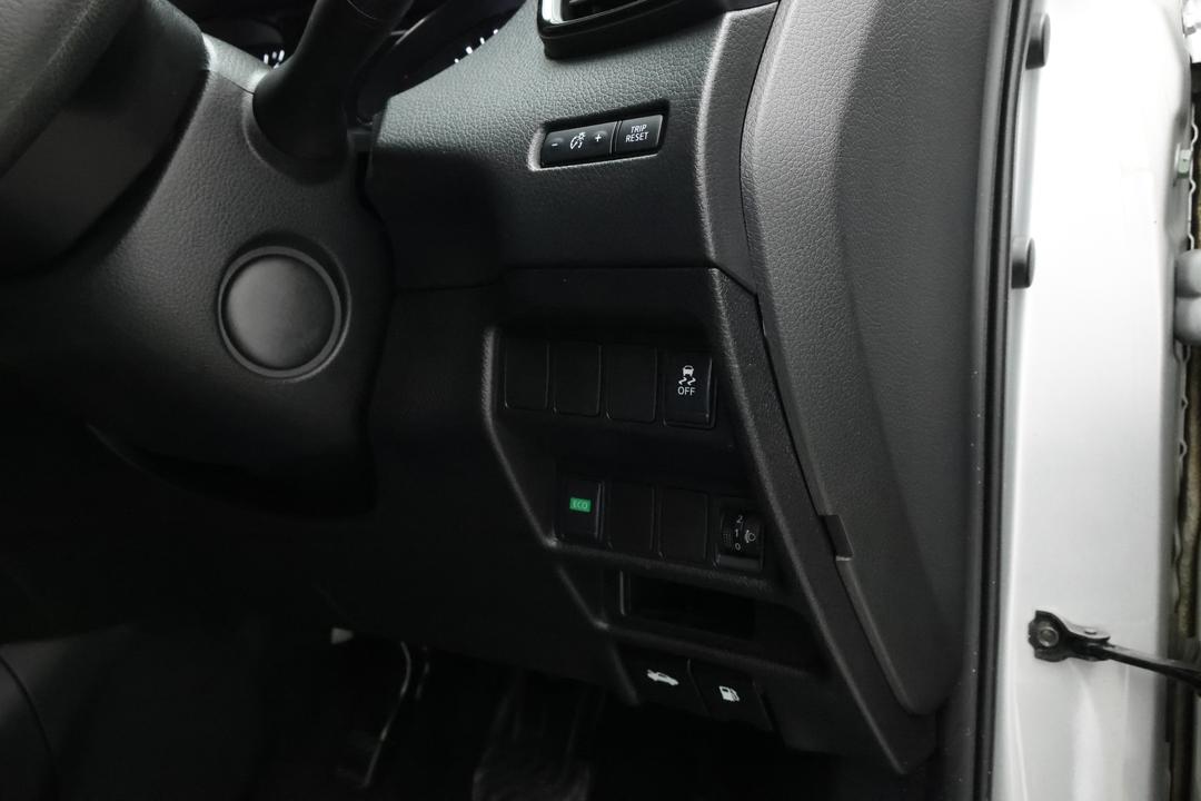 2018 Nissan X-trail St (2WD), Automatic, 106403 km, Drivers Side Adjustment Panel