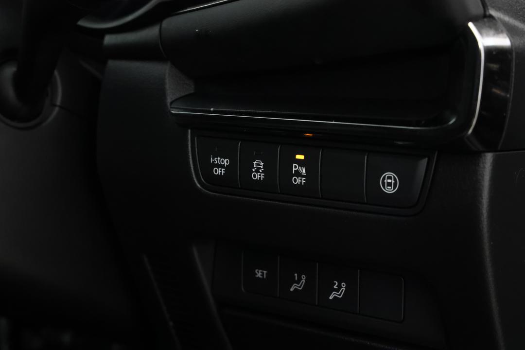 2019 Mazda 3 G20 Touring, Automatic, 78283 km, Utility Switches/Buttons