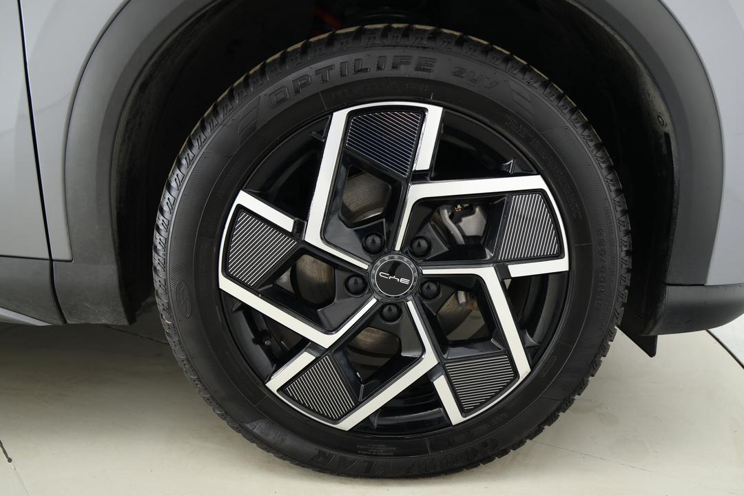 2023 Byd Atto 3 Extended Range, Automatic, 50051 km, Right Front Wheel