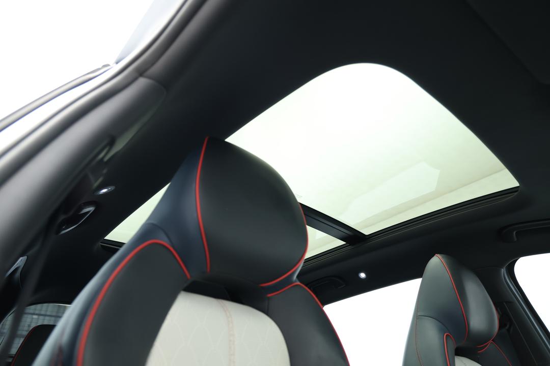 2023 Byd Atto 3 Extended Range, Automatic, 50051 km, Interior Sunroof/Moonroof