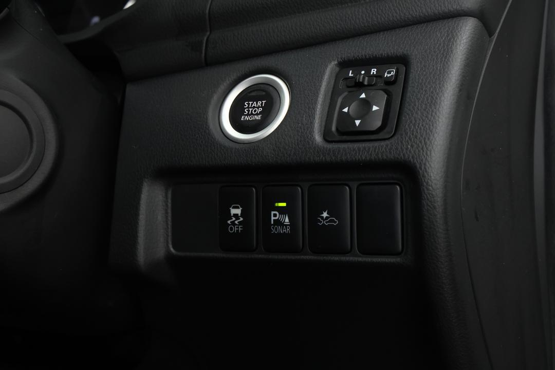 2018 Mitsubishi Pajero Sport Exceed (4x4) 7 Seat, Automatic, 115332 km, Utility Switches/Buttons
