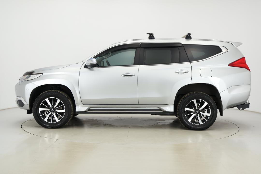 2018 Mitsubishi Pajero Sport Exceed (4x4) 7 Seat, Automatic, 115332 km, Left Side View