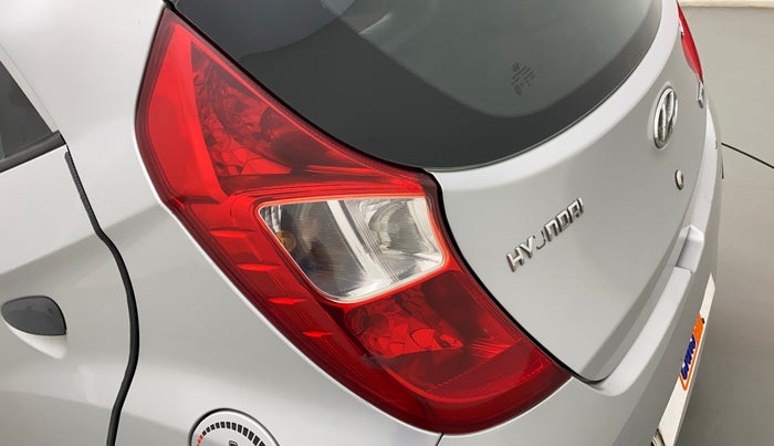 2015 Hyundai Eon ERA +, Petrol, Manual, 40,491 km, Left tail light - Minor damage