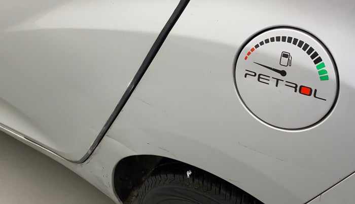 2015 Hyundai Eon ERA +, Petrol, Manual, 40,491 km, Left quarter panel - Minor scratches