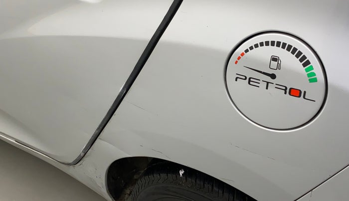 2015 Hyundai Eon ERA +, Petrol, Manual, 40,491 km, Left quarter panel - Slightly dented