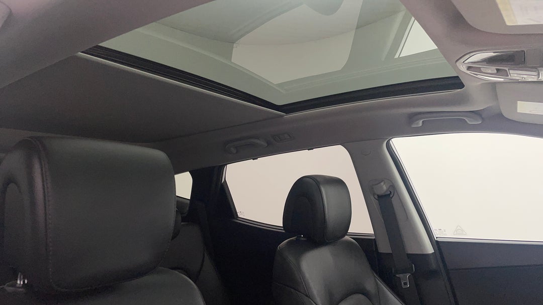Interior Sunroof/Moonroof