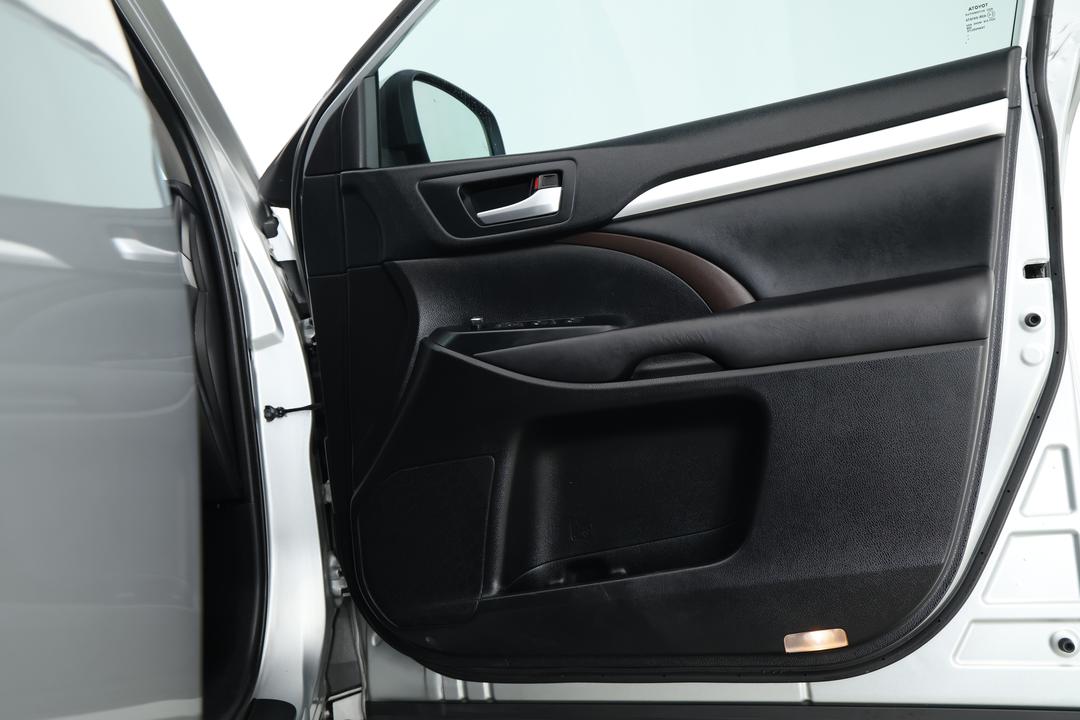 2018 Toyota Kluger Gxl (4x2), Automatic, 95351 km, Speaker View