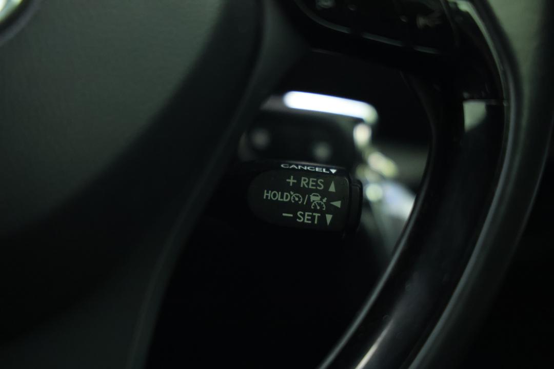2019 Toyota C-HR (2WD), Automatic, 65867 km, Cruise Control