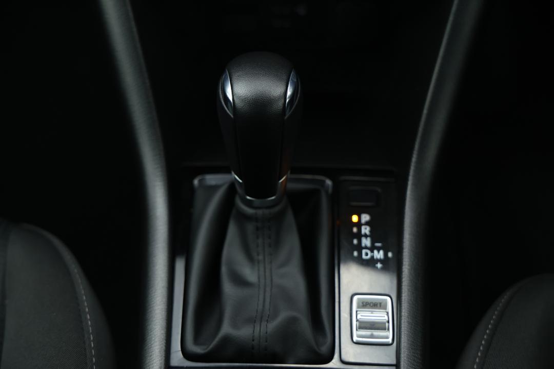 2023 Mazda CX-3 Maxx Sport (FWD), Automatic, 31770 km, Gear Lever 