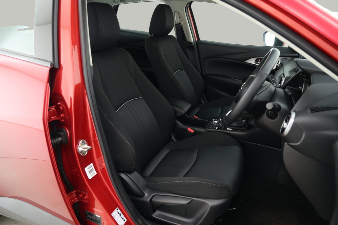 2023 Mazda CX-3 Maxx Sport (FWD), Automatic, 31770 km, Right Side Front Door Cabin View