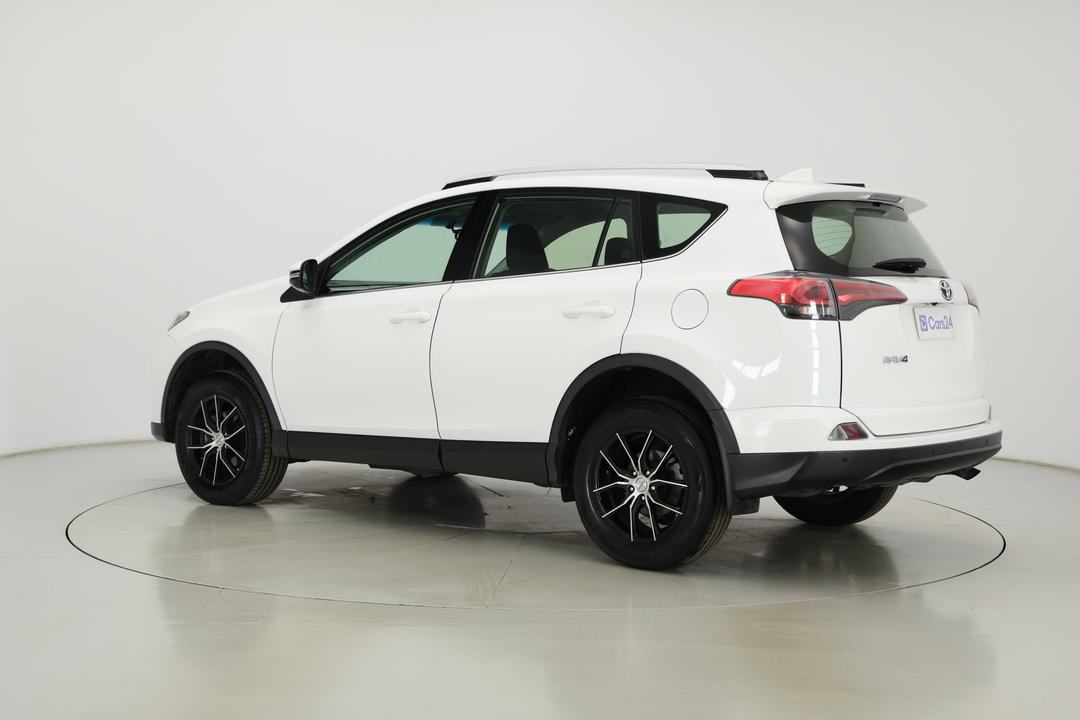2017 Toyota RAV4 Gx (2WD), Automatic, 114101 km, Left Back Diagonal (45- Degree) View