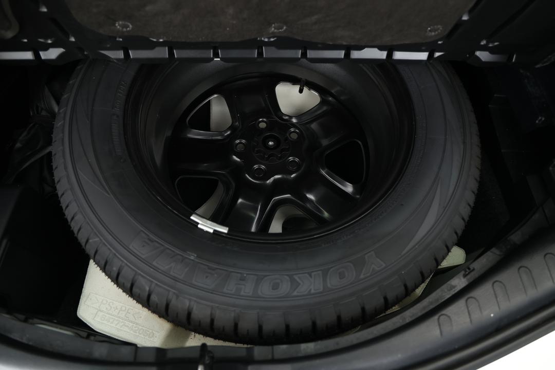 2017 Toyota RAV4 Gx (2WD), Automatic, 114101 km, Spare Wheel