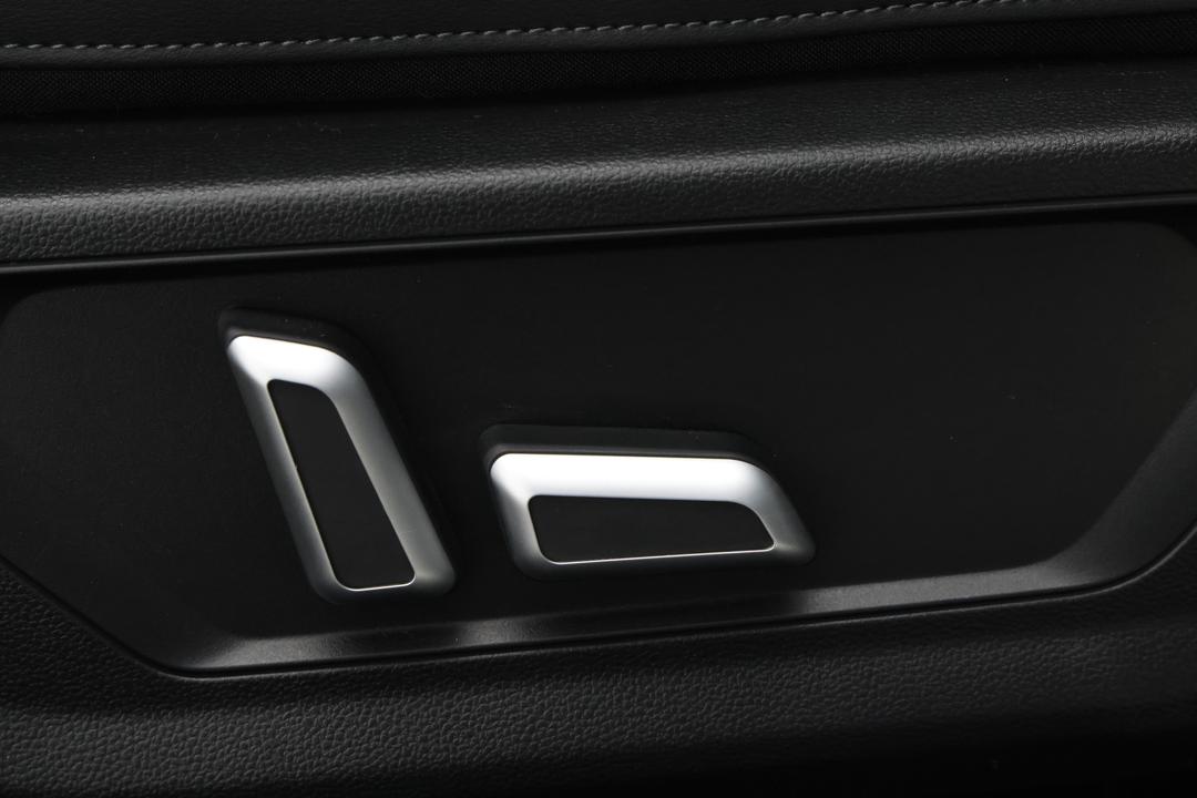 2025 GWM Haval Jolion Lux Hybrid, Automatic, 9311 km, Drivers Side Adjustment Panel