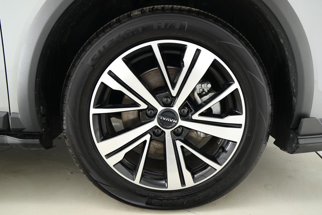 2025 GWM Haval Jolion Lux Hybrid, Automatic, 9311 km, Right Front Wheel