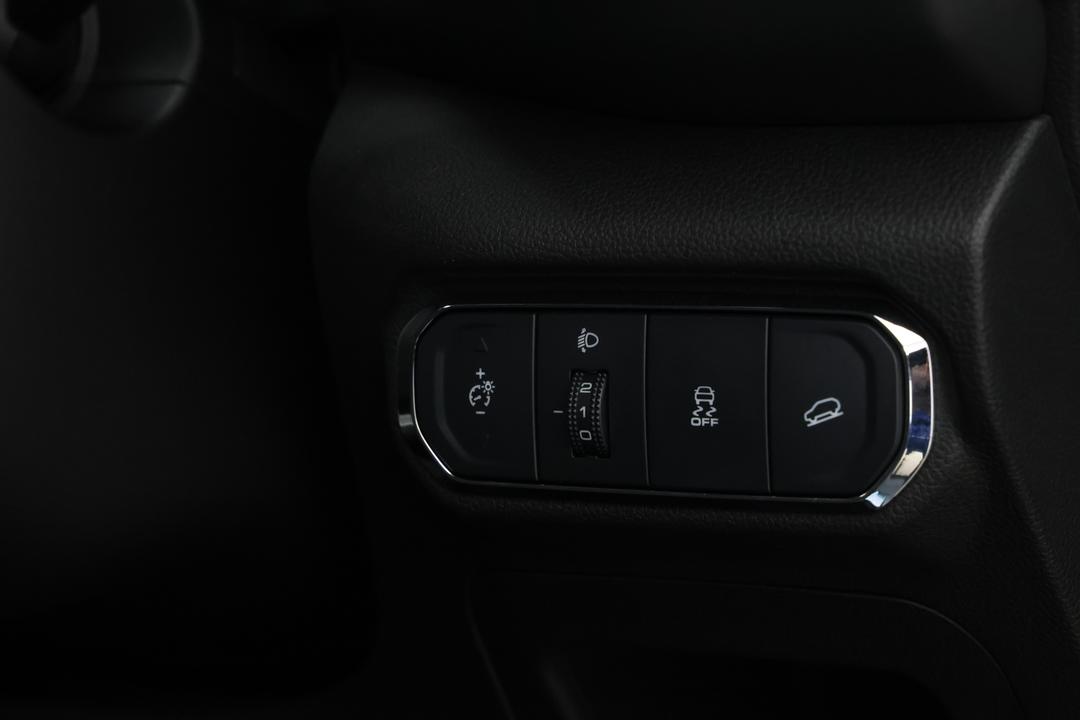 2025 GWM Haval Jolion Lux Hybrid, Automatic, 9311 km, Utility Switches/Buttons