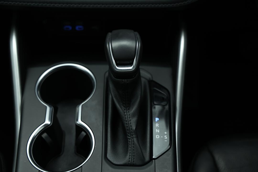 2022 Toyota Kluger Gx Hybrid AWD, Automatic, 71784 km, Gear Lever 