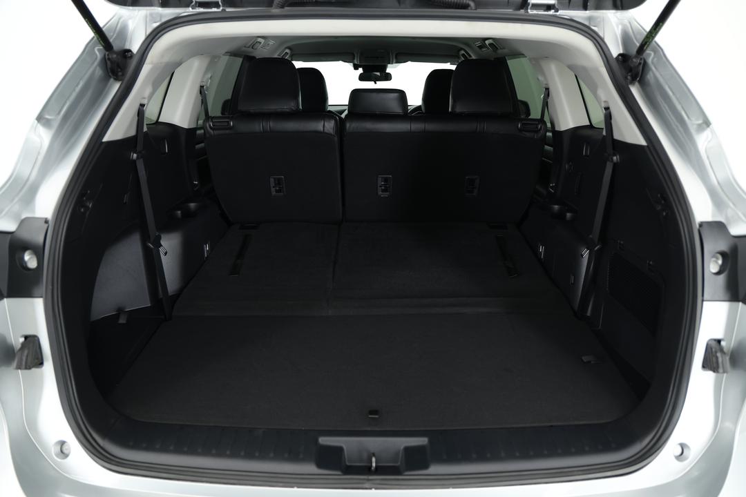 2022 Toyota Kluger Gx Hybrid AWD, Automatic, 71784 km, Boot Inside View