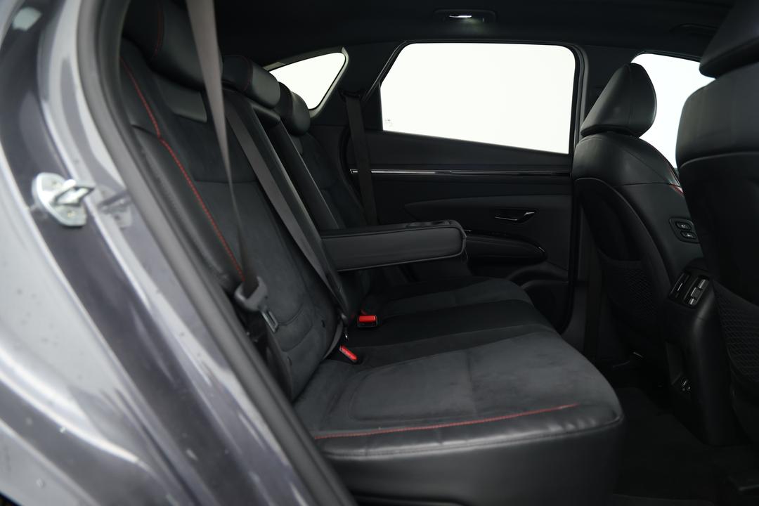 2022 Hyundai Tucson Highlander N Line (AWD), Automatic, 54289 km, Right Side Rear Door Cabin View