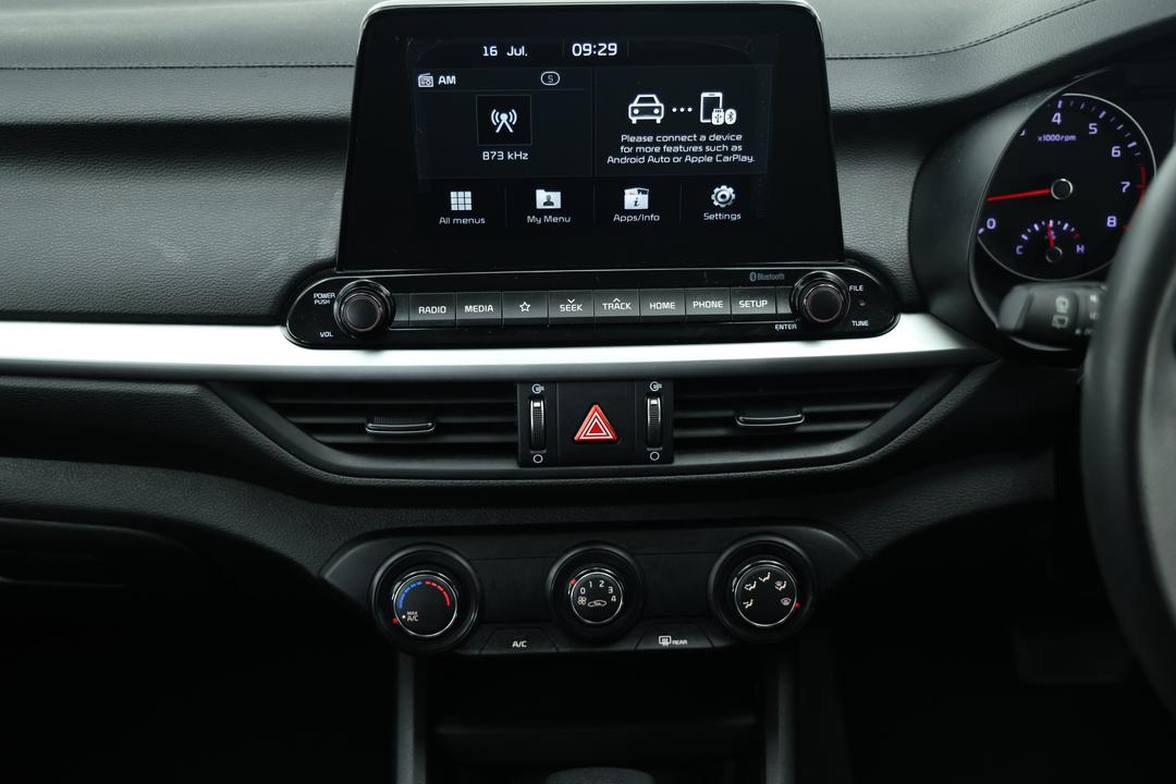 2019 Kia Cerato S, Automatic, 55904 km, Center Console