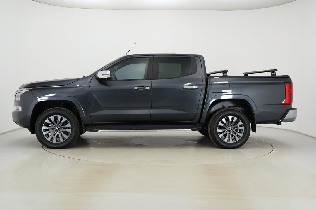 2024 Mitsubishi Triton Gls (4x4), Automatic, 40282 km, Left Side View