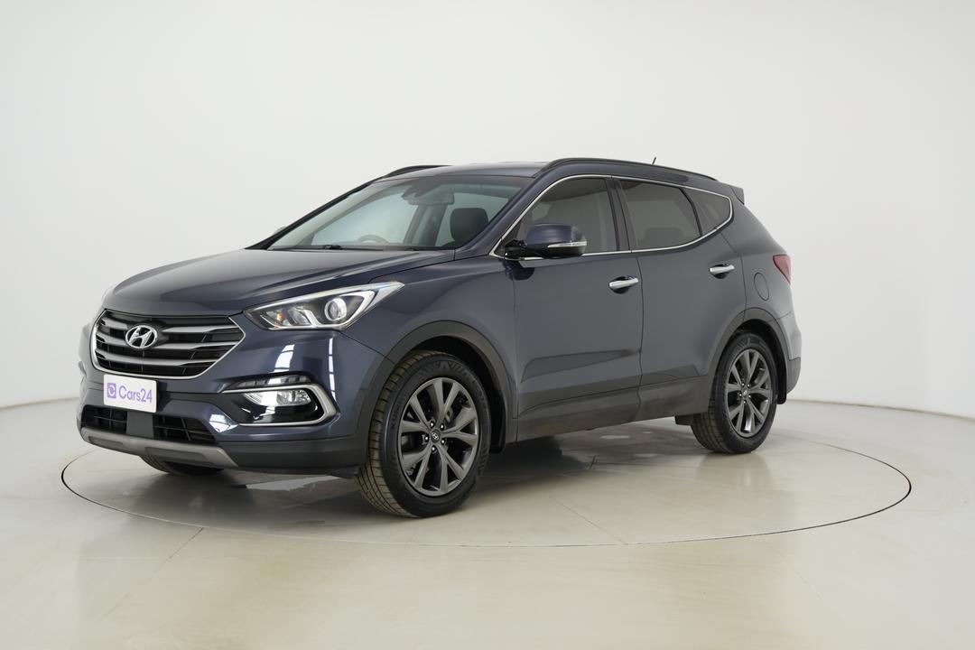 2017 Hyundai Santa Fe Active X, Automatic, 74209 km, Left Front Diagonal (45- Degree) View