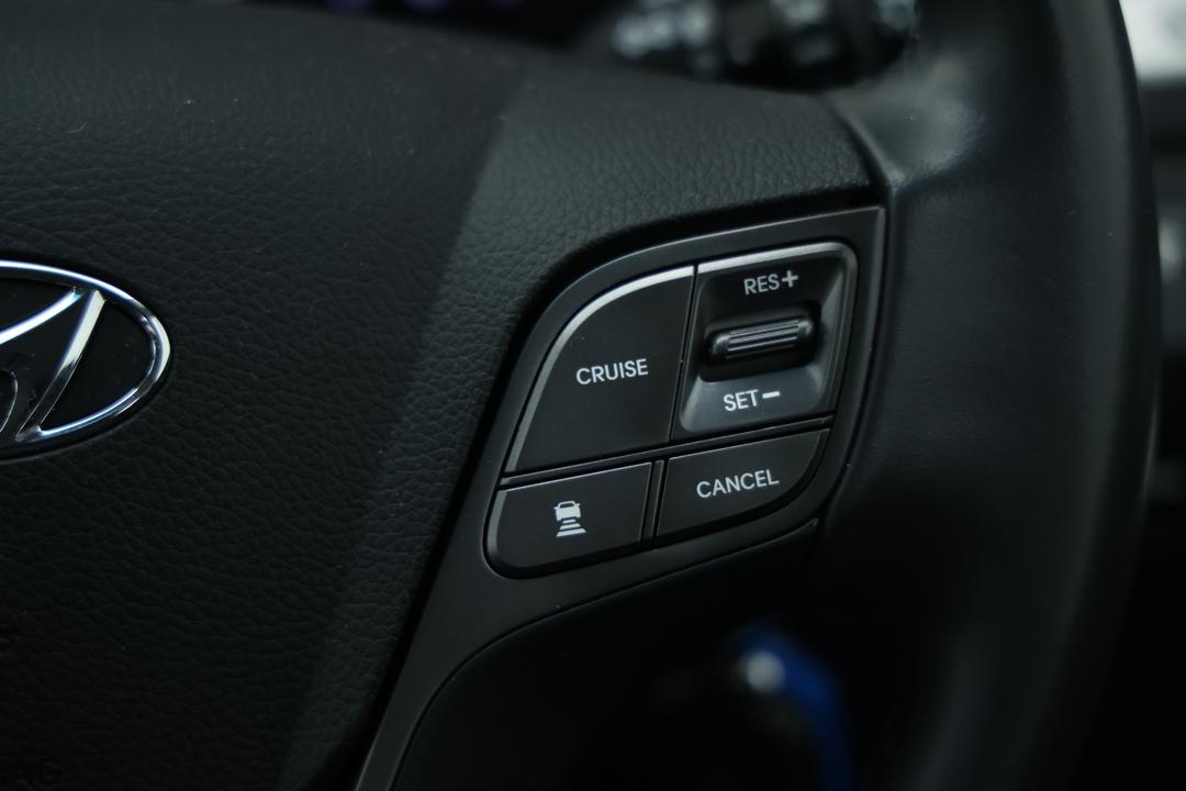 2017 Hyundai Santa Fe Active X, Automatic, 74209 km, Cruise Control