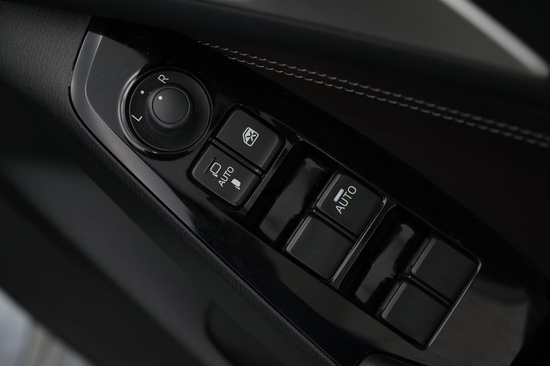 2018 Mazda 3 Touring, Automatic, 74598 km, Drivers Side Door Panel Controls