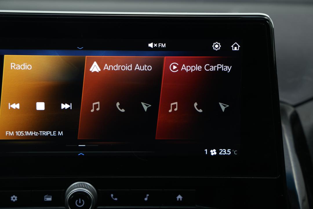 2025 Mahindra Xuv 3xo Ax7l, Automatic, 10248 km, Android/Apple Car Play
