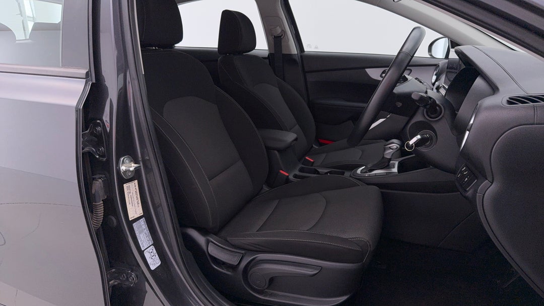 2023 Kia Cerato S Safety Pack, Automatic, 87460 km, Right Side Front Door Cabin View