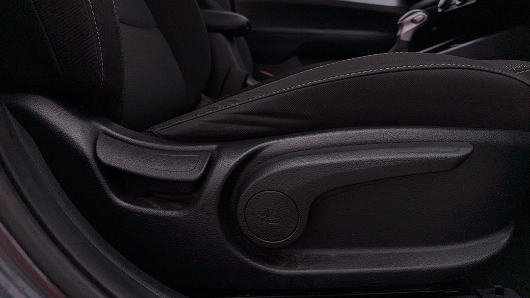 2023 Kia Cerato S Safety Pack, Automatic, 87460 km, Drivers Side Adjustment Panel