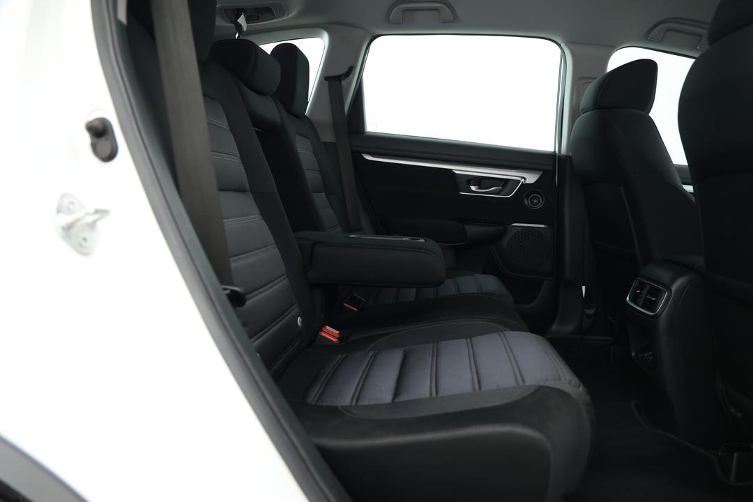 2019 Honda CR-V Vti (2WD), Automatic, 104764 km, Right Side Rear Door Cabin View