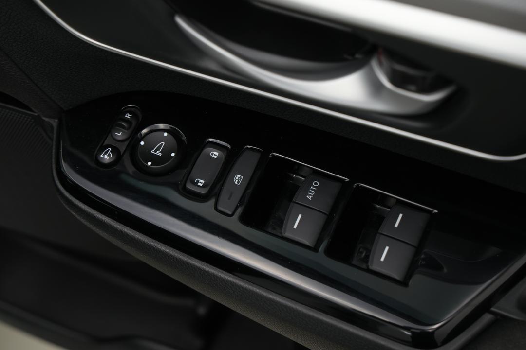 2019 Honda CR-V Vti (2WD), Automatic, 104764 km, Drivers Side Door Panel Controls