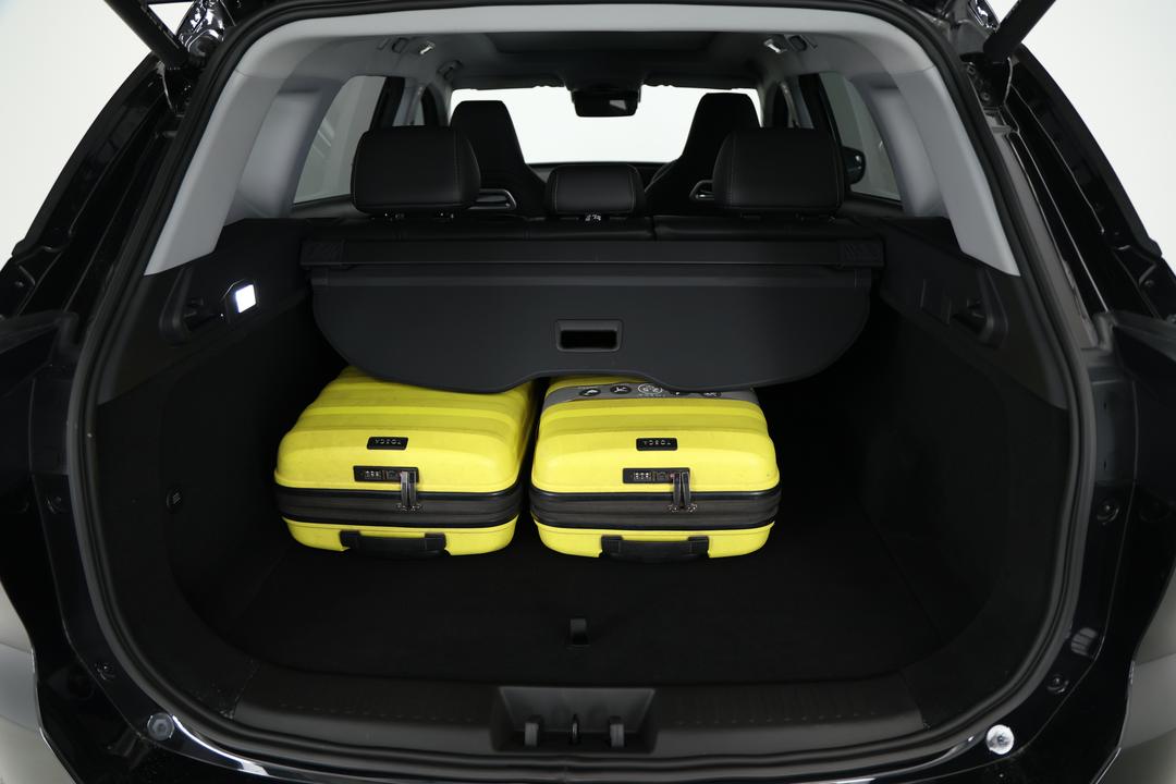 2023 Chery Tiggo 7 Pro Ultimate AWD, Automatic, 13817 km, Boot Inside View with Luggage