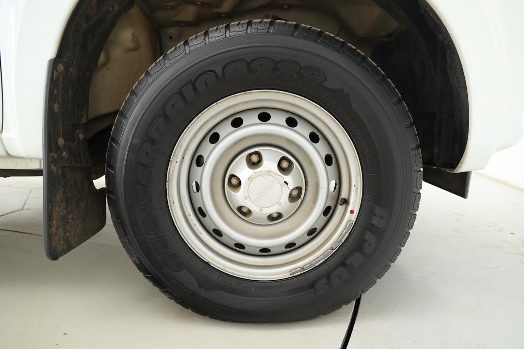 2020 Isuzu D-MAX Sx Hi-ride (4x2), Automatic, 96321 km, Right Front Wheel