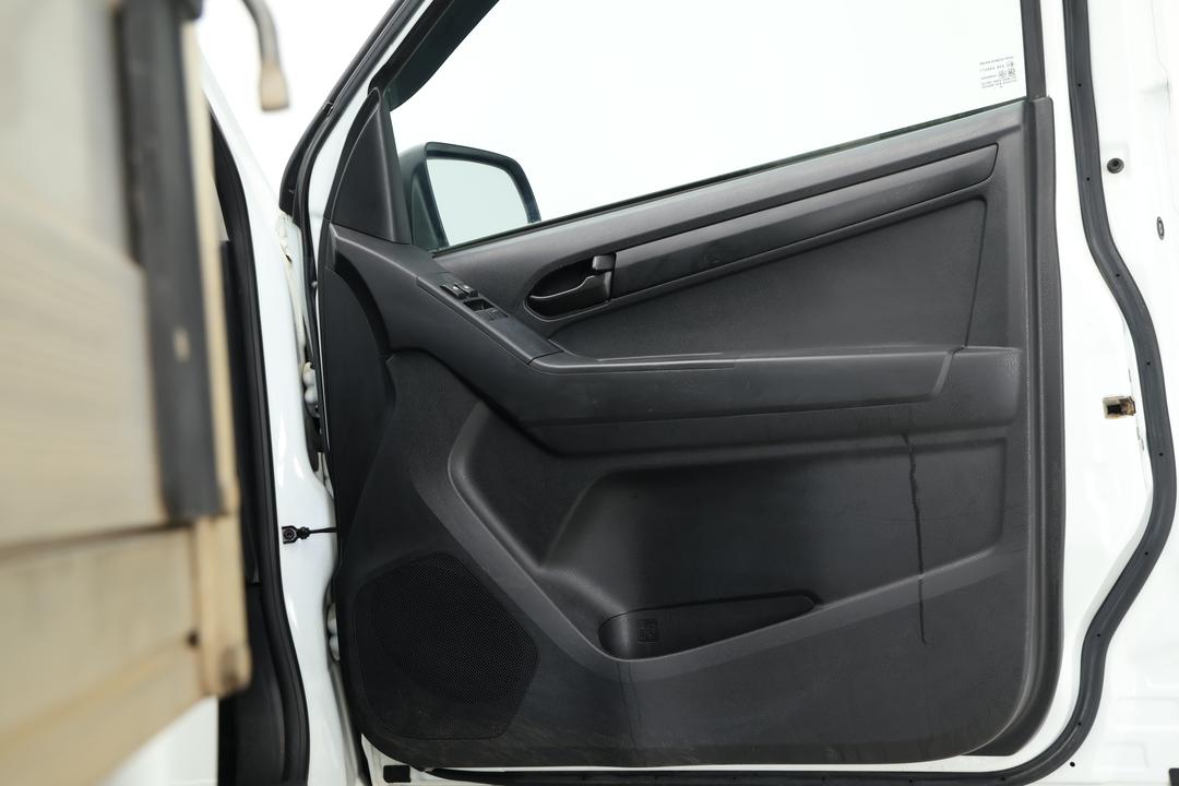 2020 Isuzu D-MAX Sx Hi-ride (4x2), Automatic, 96321 km, Speaker View