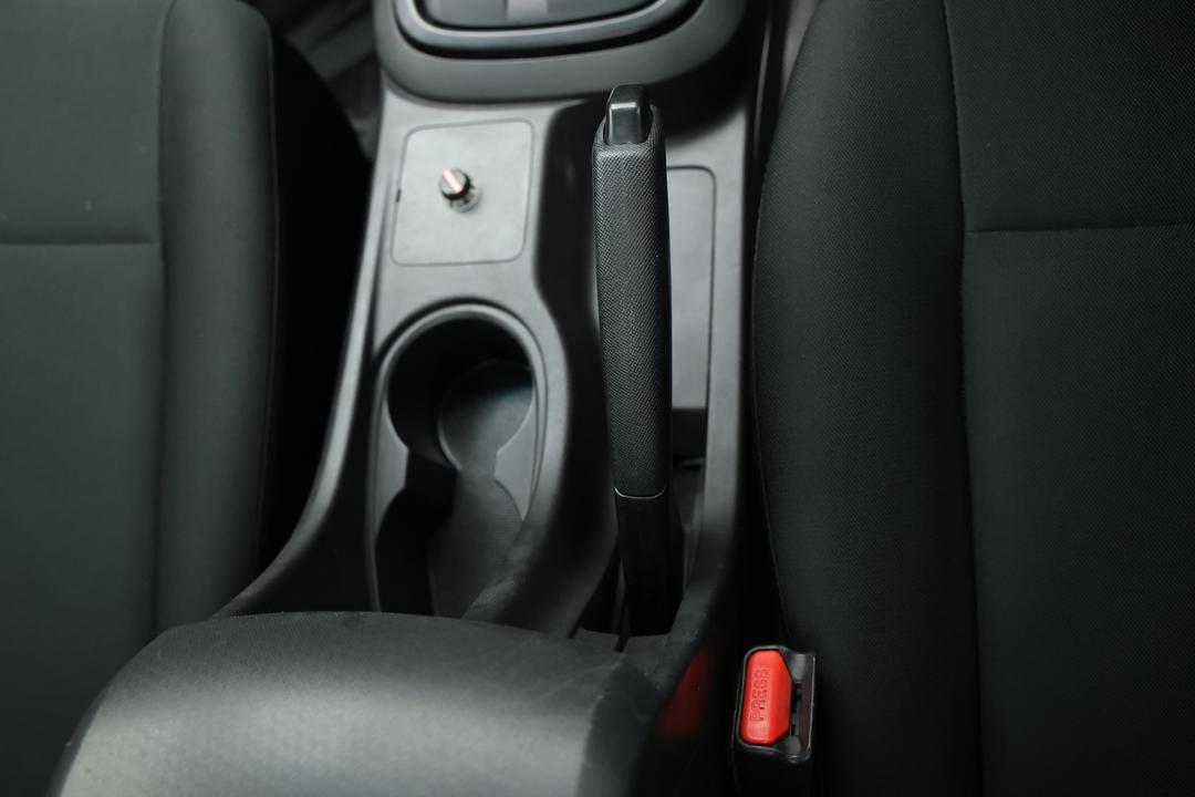 2020 Isuzu D-MAX Sx Hi-ride (4x2), Automatic, 96321 km, Handbrake