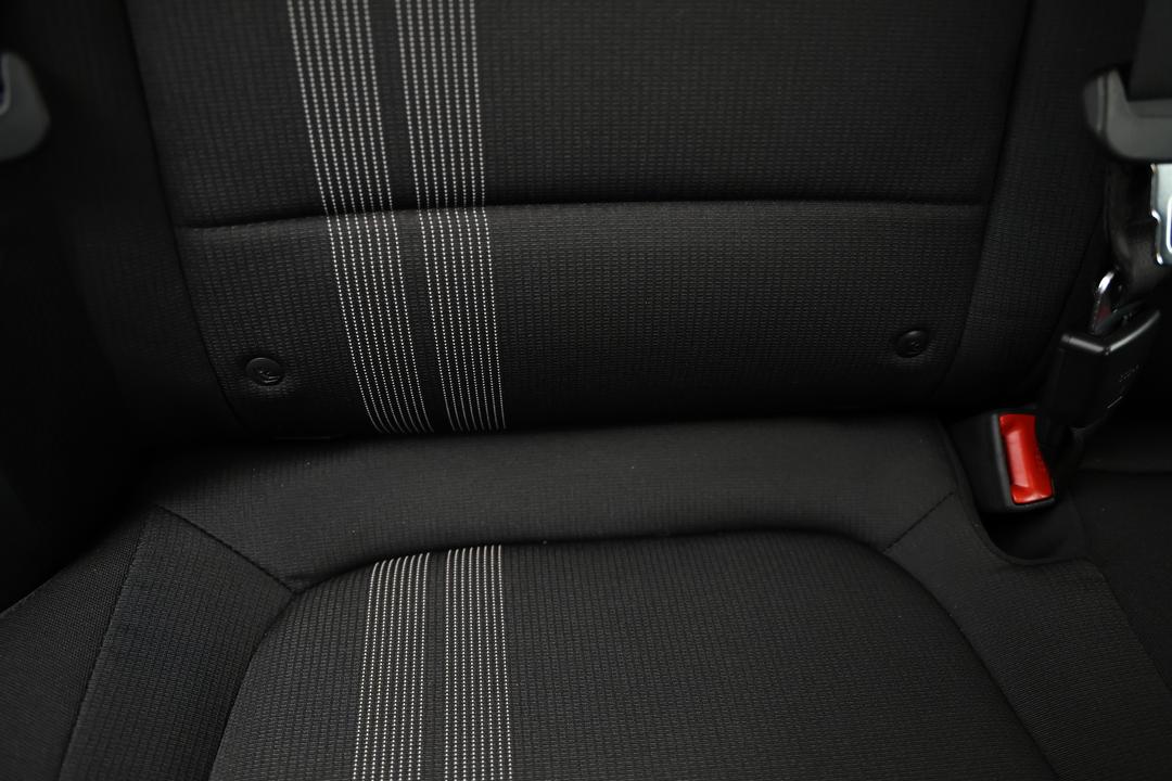 2025 Hyundai Venue Venue, Automatic, 6395 km, Child Seat Anchor Points