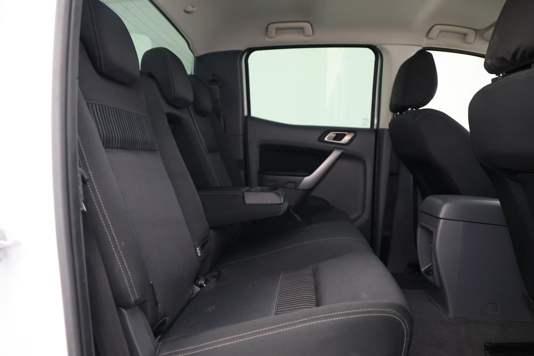 2018 Ford Ranger Xlt 3.2 (4x4), Automatic, 89768 km, Right Side Rear Door Cabin View