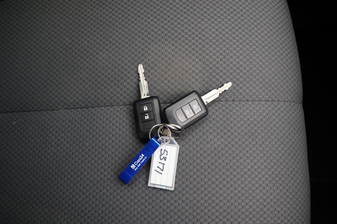 2023 Mitsubishi Triton Glx+ (4x4), Automatic, 45099 km, Key Close-up