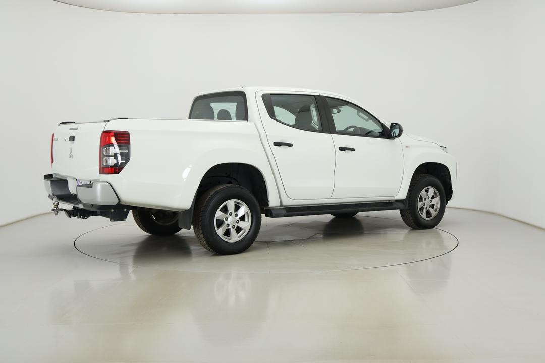 2023 Mitsubishi Triton Glx+ (4x4), Automatic, 45099 km, Right Back Diagonal (45- Degree) View