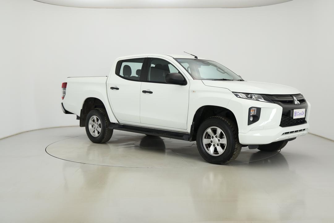 2023 Mitsubishi Triton Glx+ (4x4), Automatic, 45099 km, Right Front Diagonal (45- Degree) View