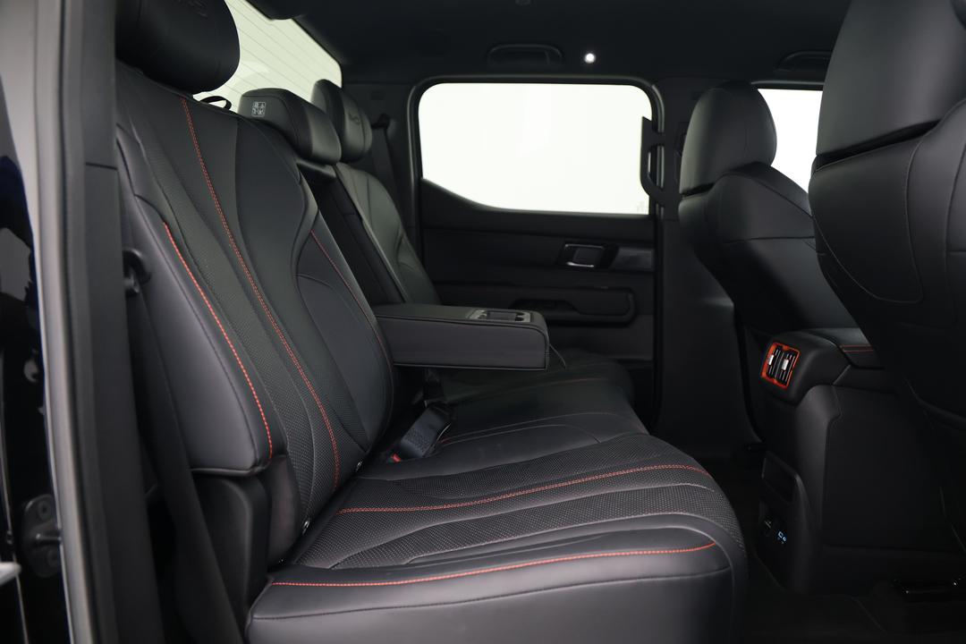 2024 Byd Shark 6 Dual Motor Premium, Automatic, 42735 km, Right Side Rear Door Cabin View