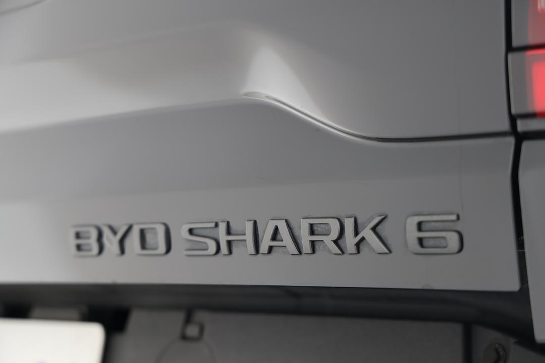 2024 Byd Shark 6 Dual Motor Premium, Automatic, 42735 km, Badge (Boot Right Side)