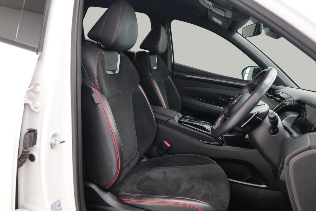 2022 Hyundai Tucson Elite N Line (AWD), Automatic, 92454 km, Right Side Front Door Cabin View