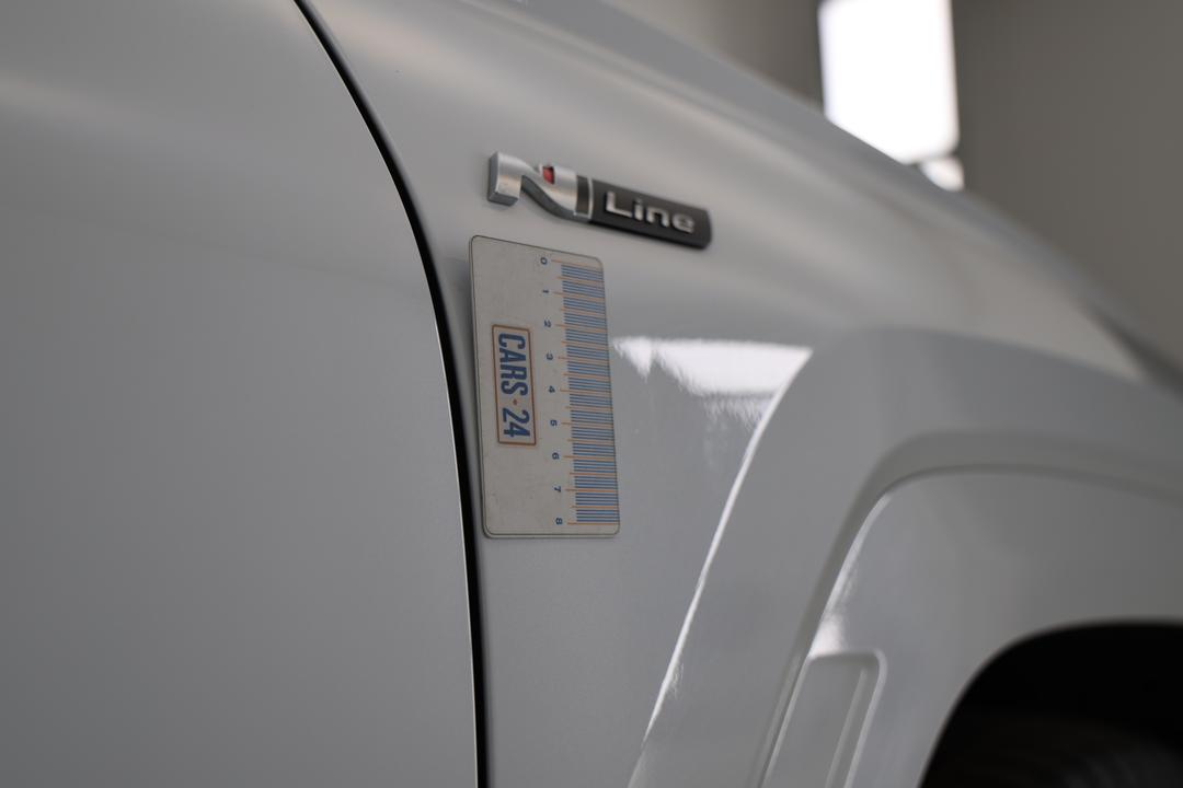 2022 Hyundai Tucson Elite N Line (AWD), Automatic, 92454 km, Quarter Panel Front RHS Guard Fade