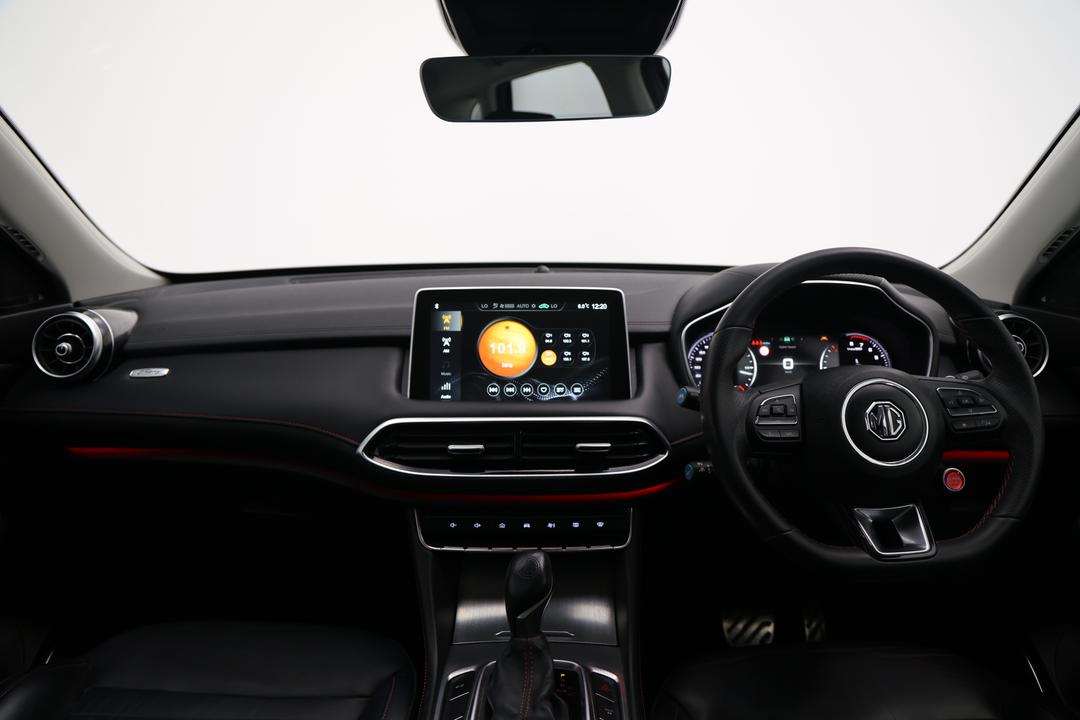 2020 MG HS Essence, Automatic, 52245 km, Dashboard View