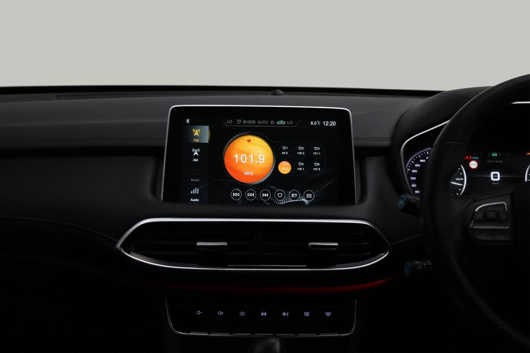 2020 MG HS Essence, Automatic, 52245 km, Center Console